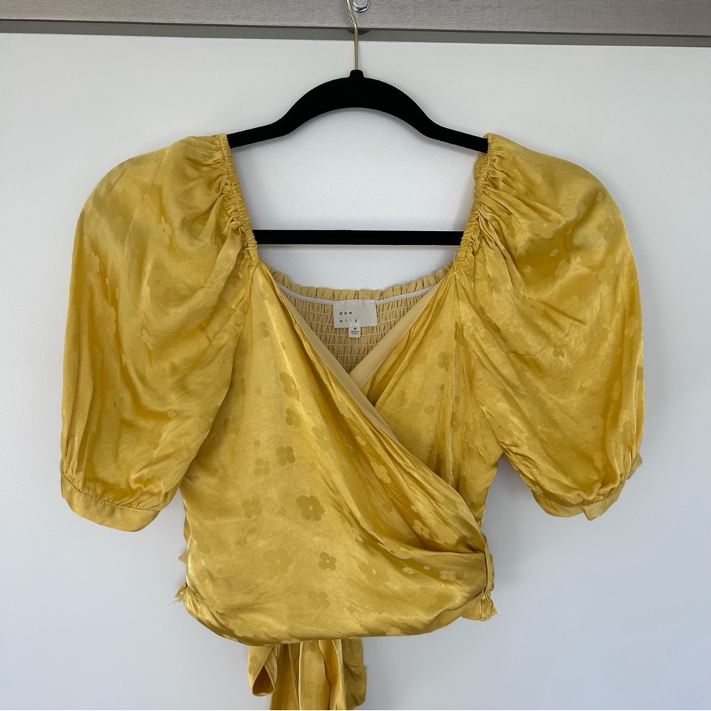 VICI Puff Sleeve Wrap Crop Top - Yellow